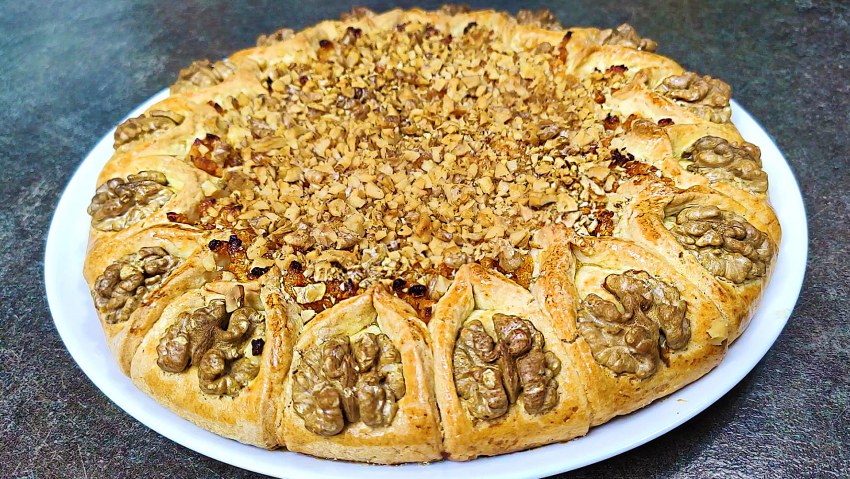 Выпечка с орехами