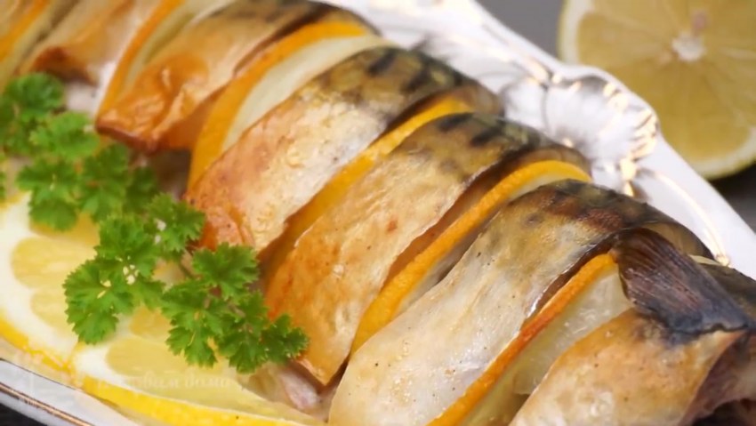 Скумбрия запеченная в духовке кусочками