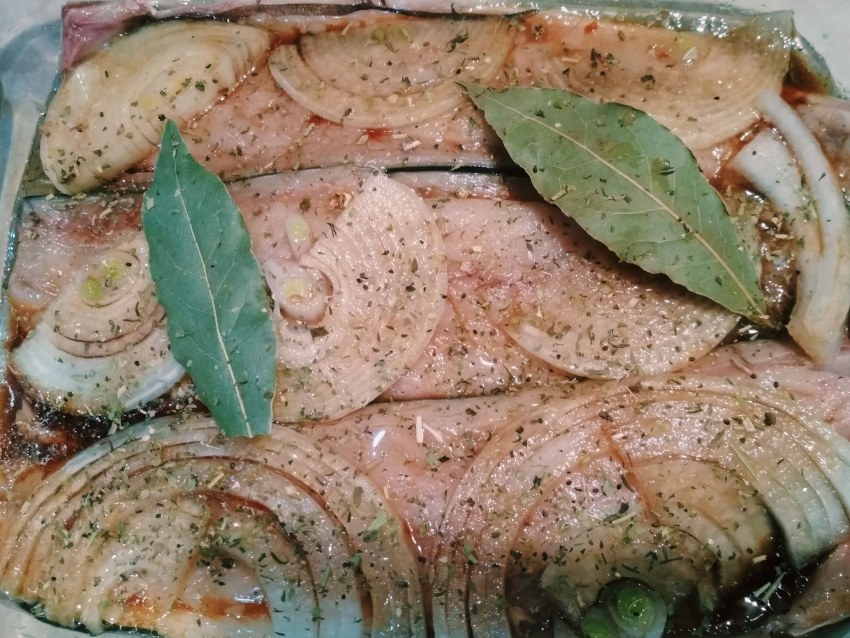 Порционные куски скумбрии