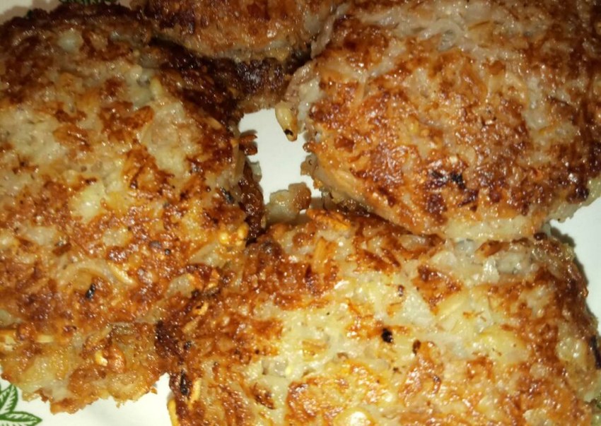 Котлеты мясные с овсяными хлопьями