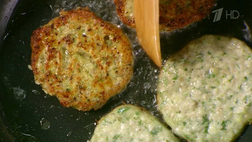 Котлетки из куриного фарша с овсяными хлопьями