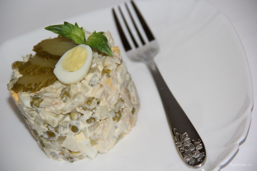 Салат рыбный с треской копченой