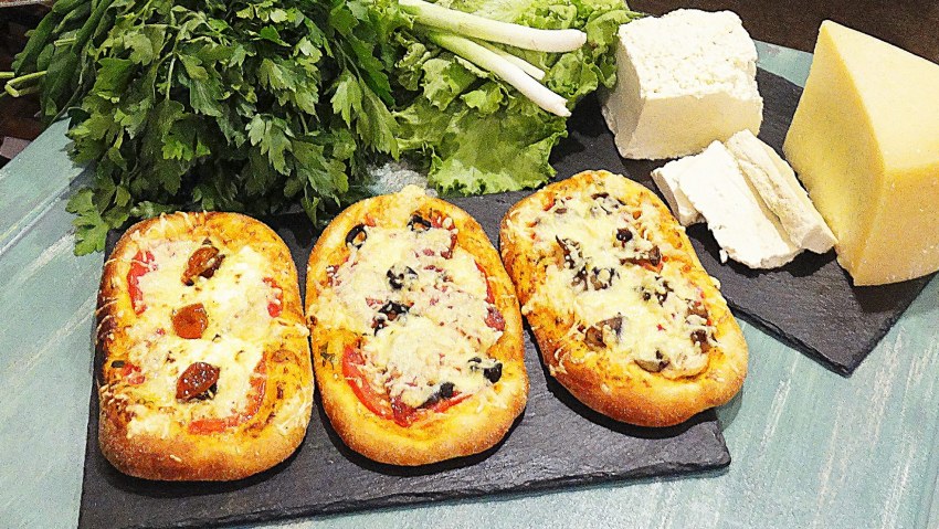 Ватрушки с мясом в духовке
