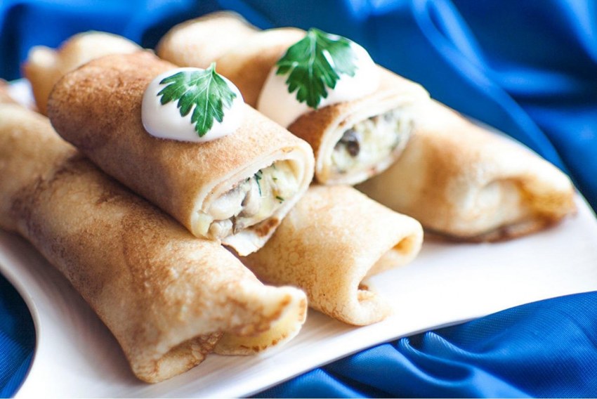 Блины с грибами и сыром