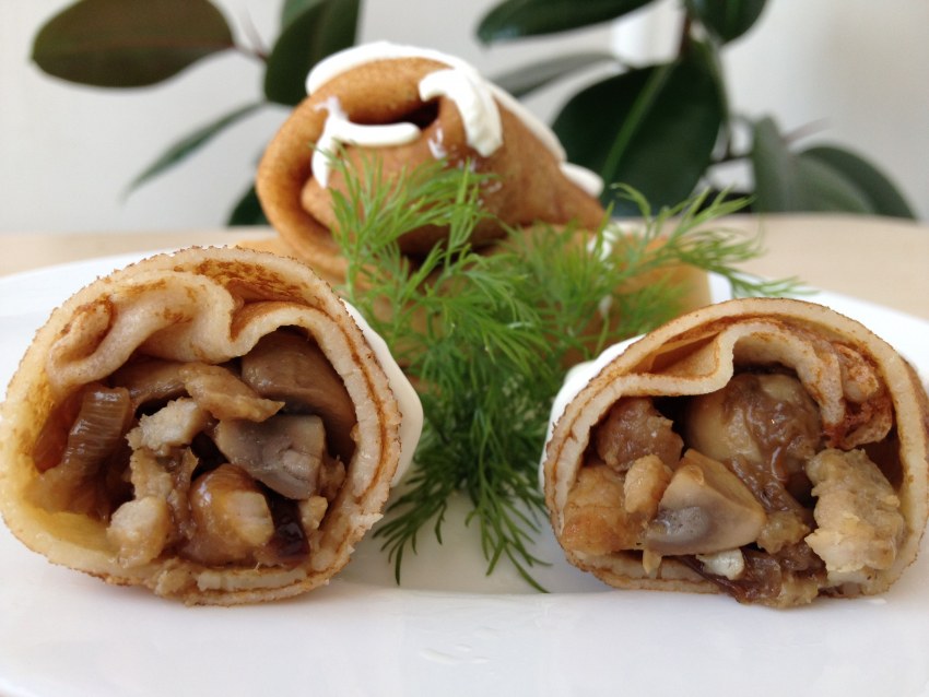 Блинчики с курицей и грибами