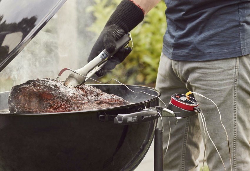 Копчение на газовом гриле Weber