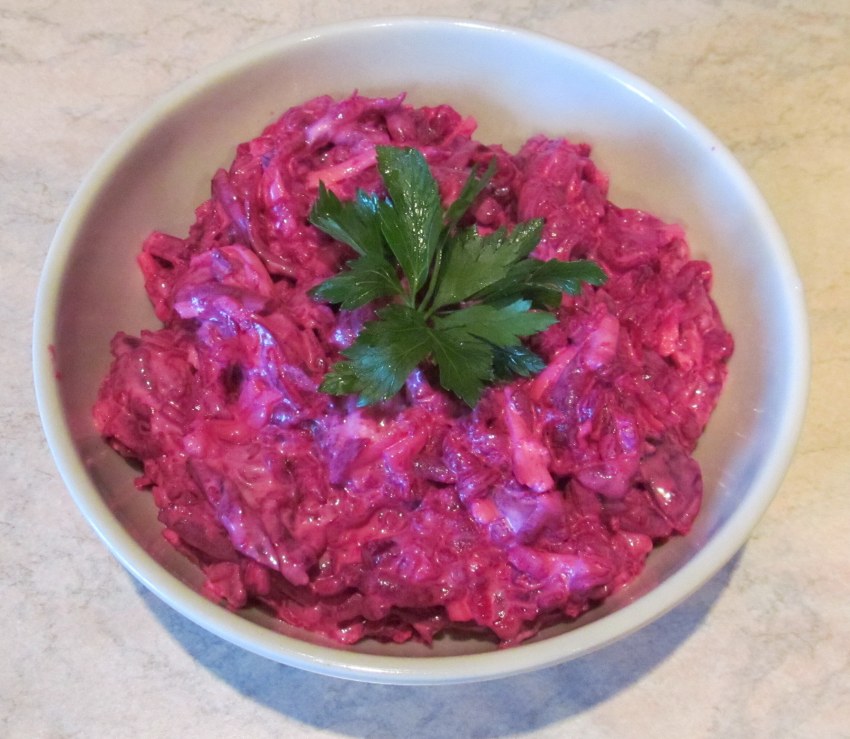 Свекольный салат с сыром