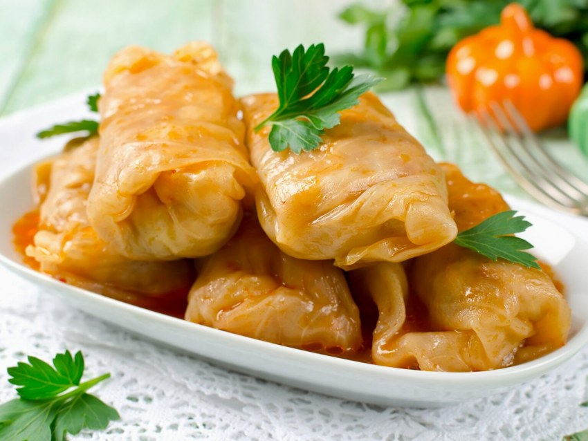 Рулетики из пекинской капусты в кляре