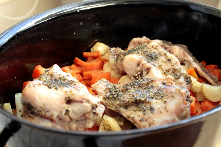 Roasting dish