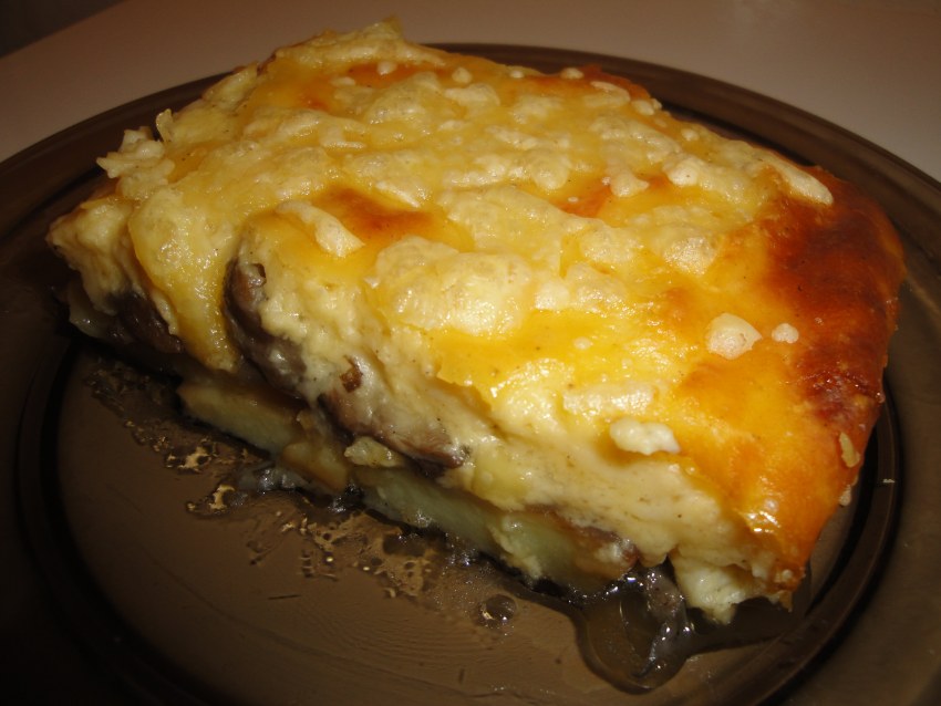 Картофельная запеканка с грибами в духовке