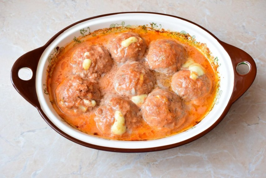 Ёжики из фарша с рисом Магги