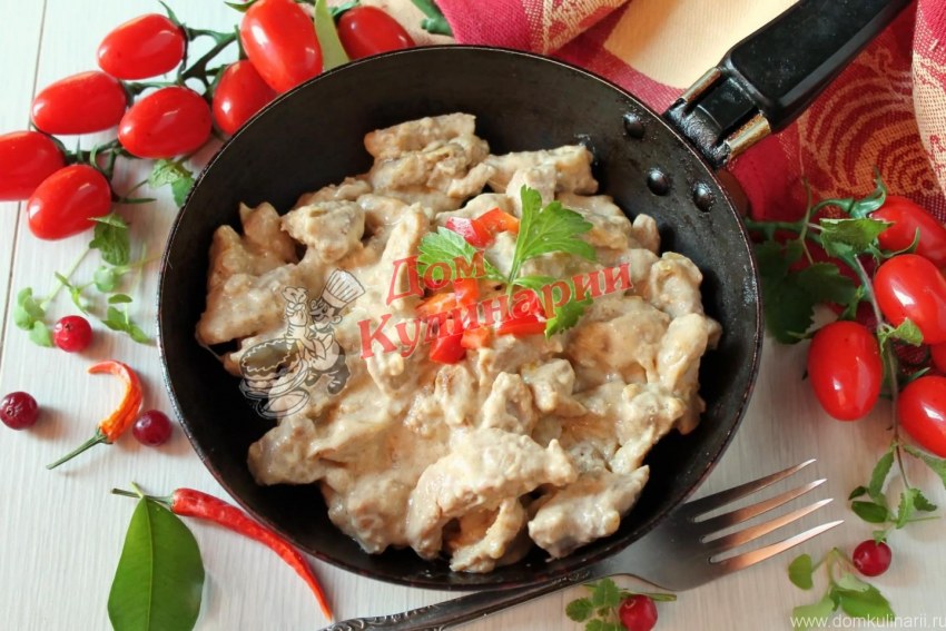 Куриное филе с грибами в сливочном соусе