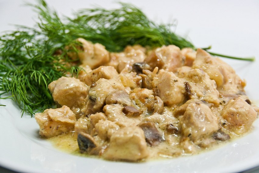 Филе курицы с шампиньонами с грибами
