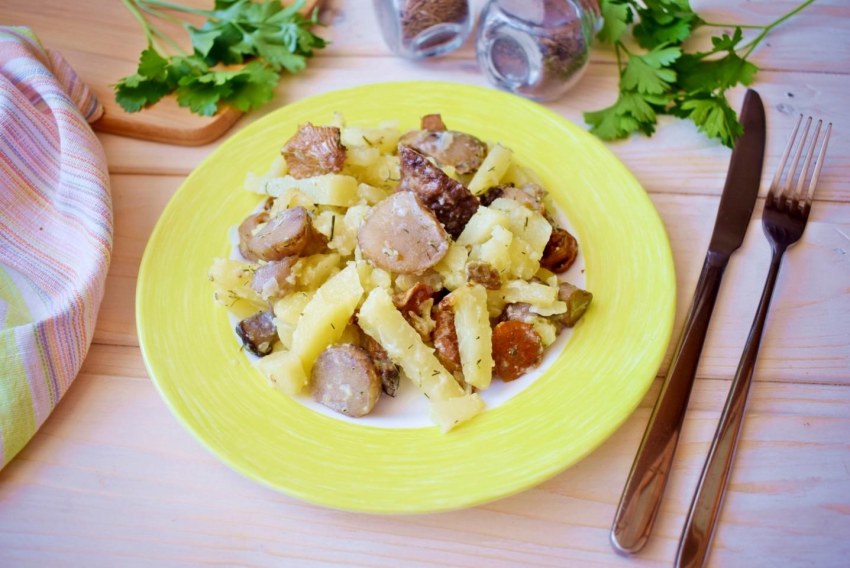 Курица с картошкой и грибами