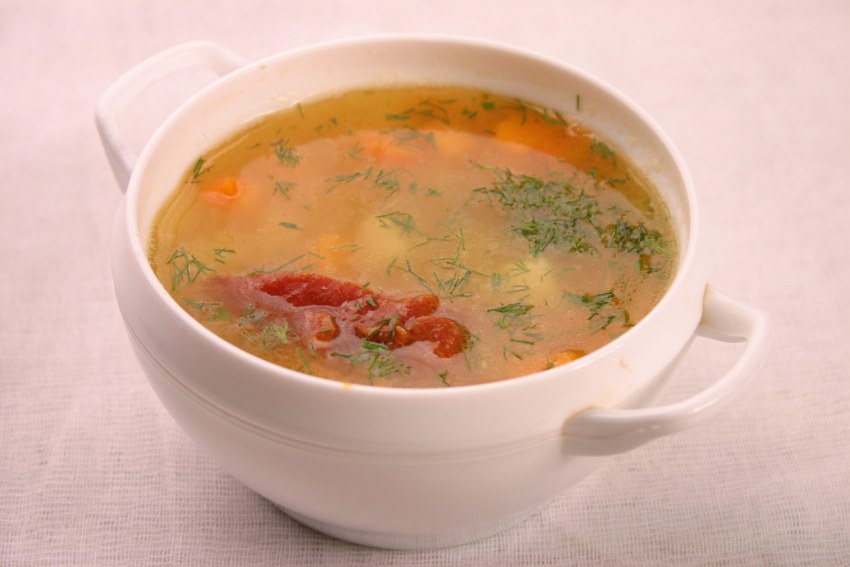 Гороховый с копчеными колбасками