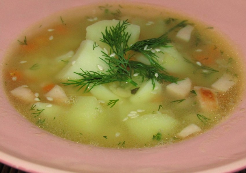 Суп с копчеными сосисками