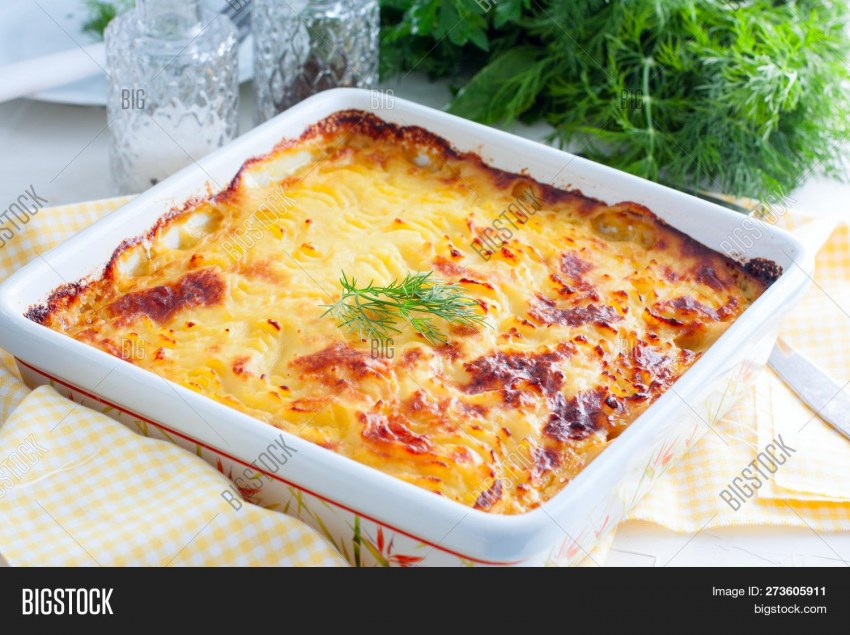 Запеканка из овощей и куриного фарша