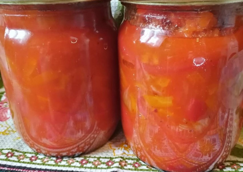 Лечо с помидорами