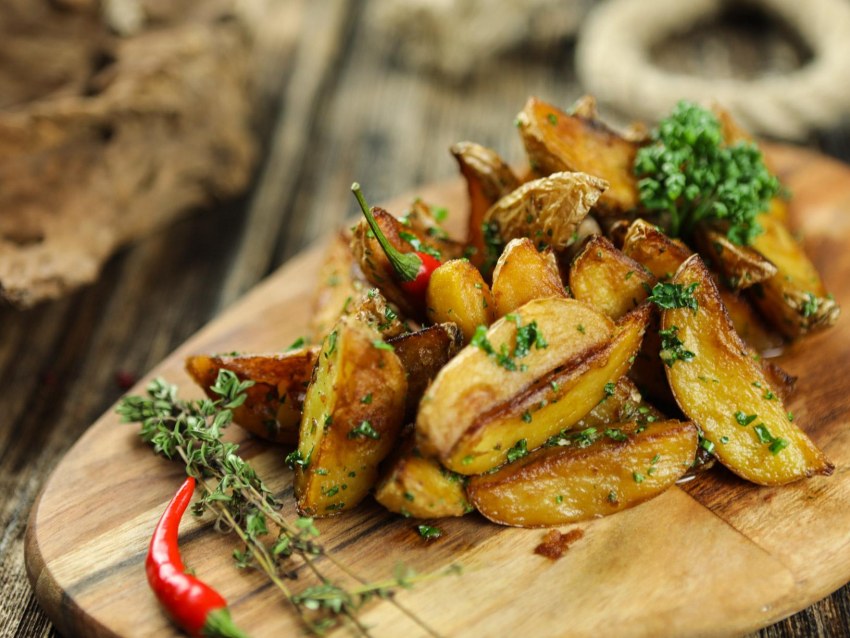 Картофель жареный с розмарином