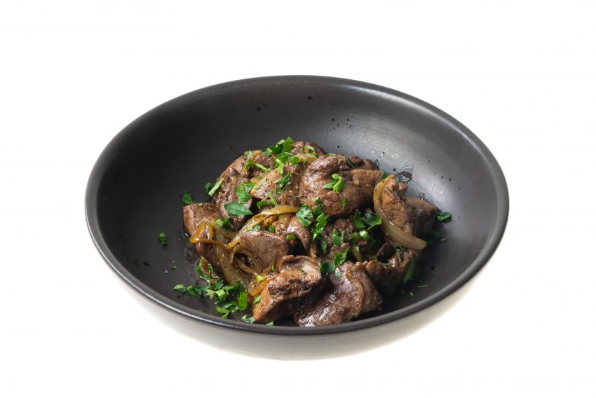 Печень с шампиньонами и каперсами