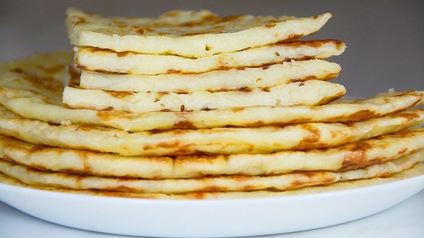Сырные лепешки на сметане