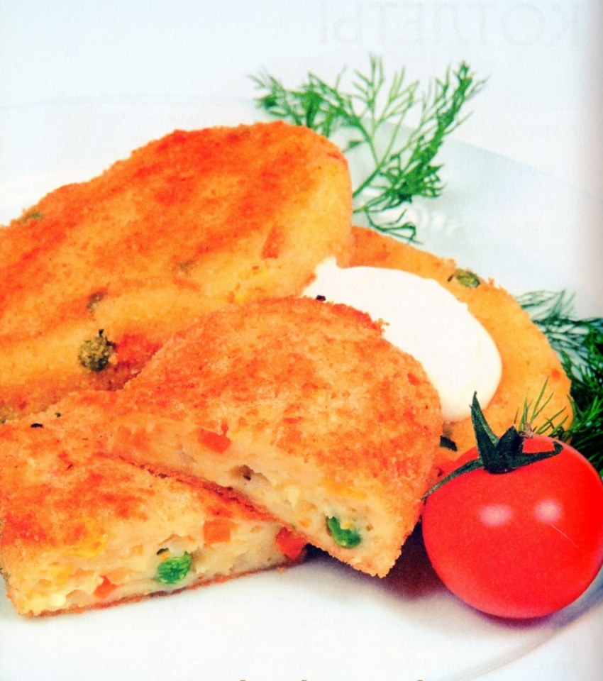 Биточки куриные овощные