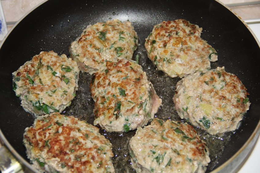Котлеты с капустой и фаршем