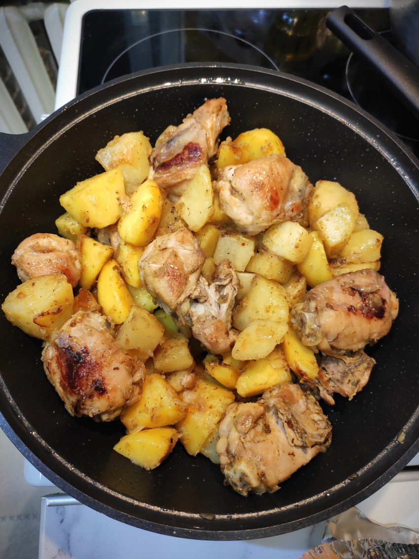 Куриные бедра в казане