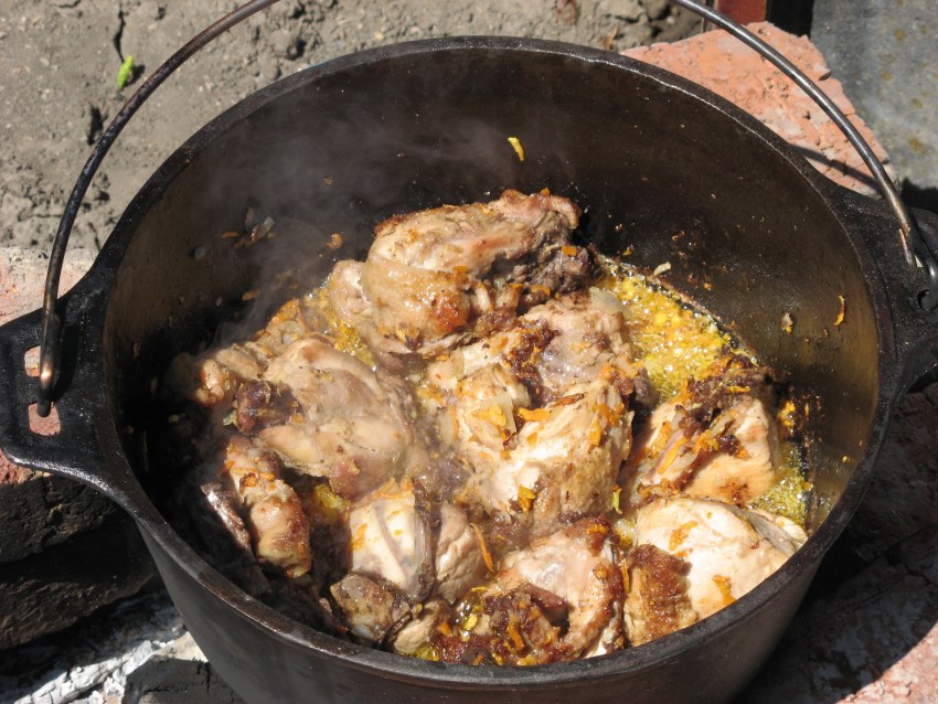 Курица с картошкой в казане