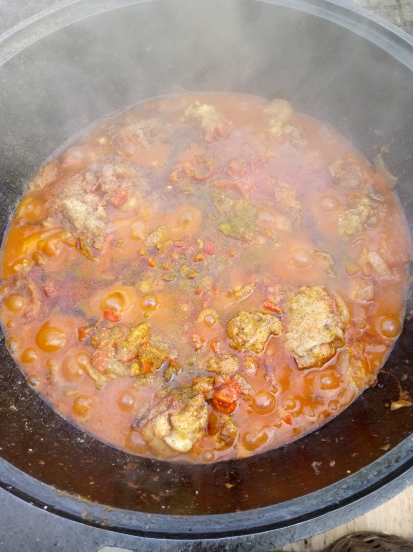 Мясо в чугунке