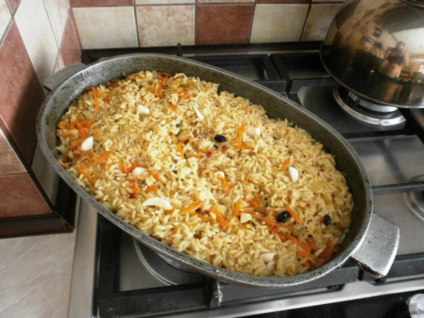 Сковородка с курицей и картошкой