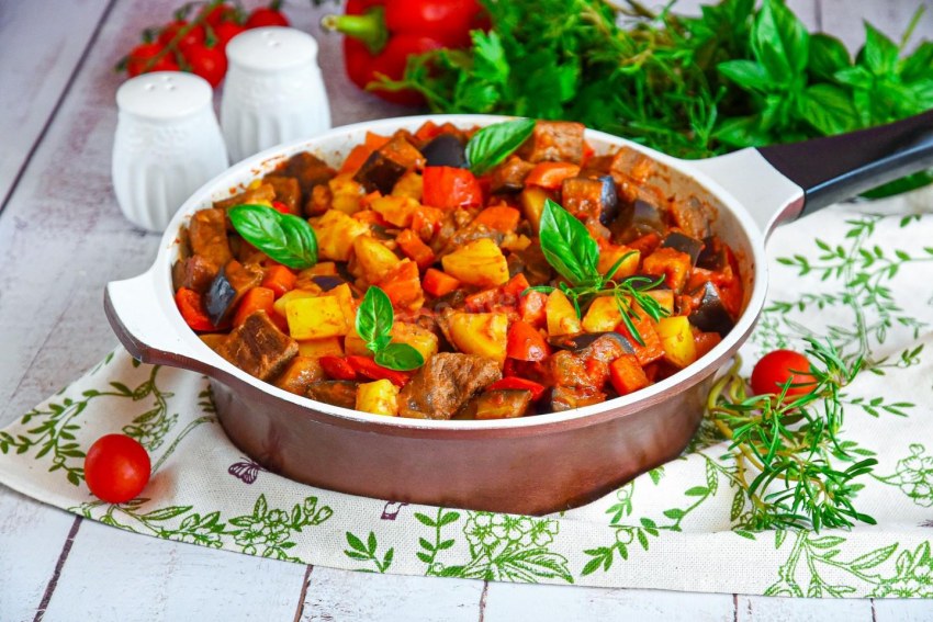Картошка с охотничьими колбасками