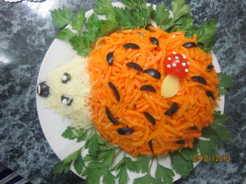 Салат Ёжик с корейской морковкой и курицей