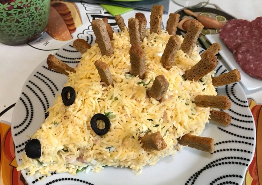 Салат морковча с курицей