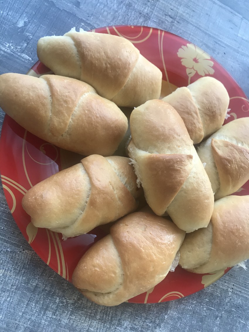 Булочки рогалики из дрожжевого теста