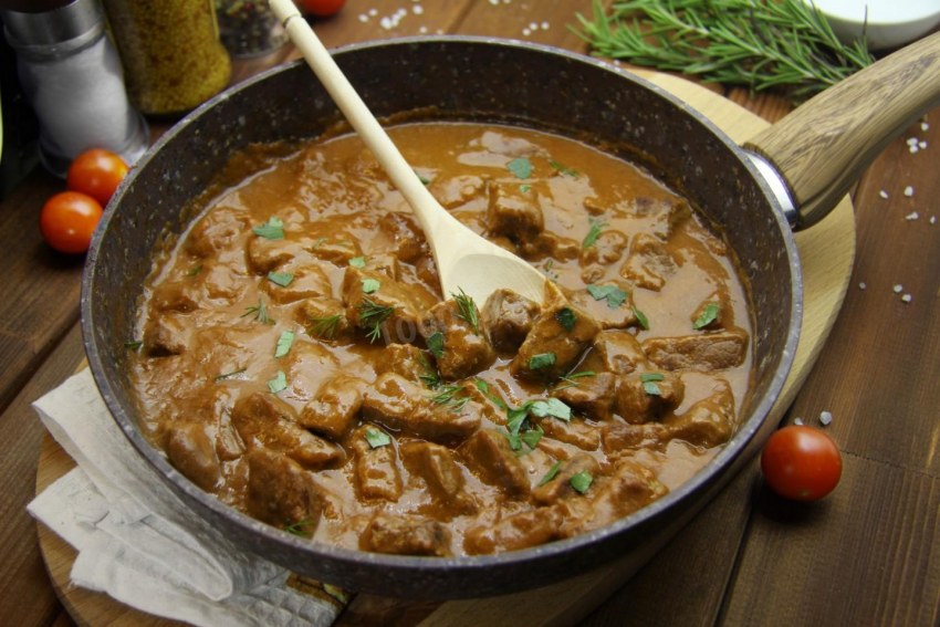 Свинина с шампиньонами