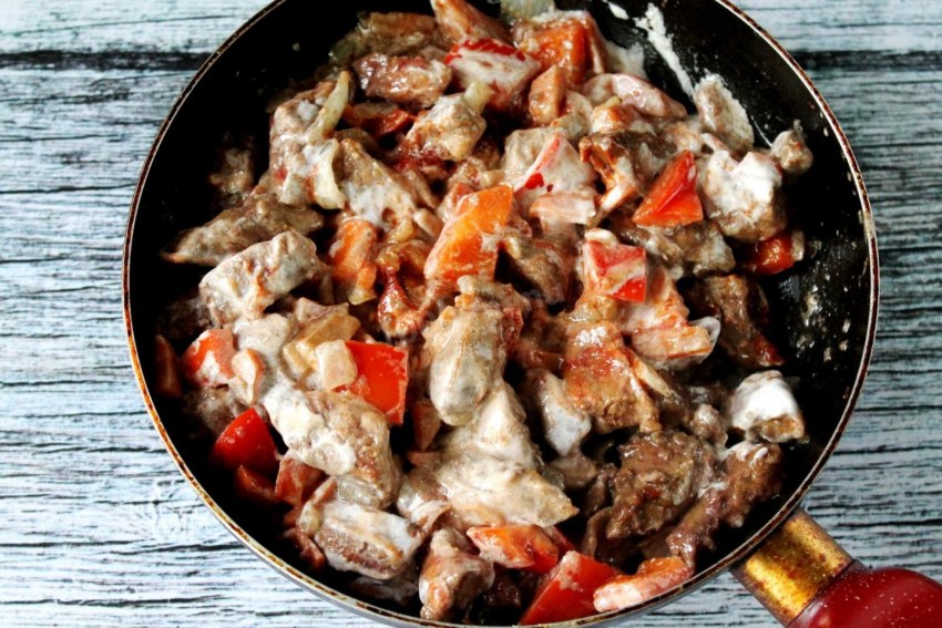 Гуляш с гарниром