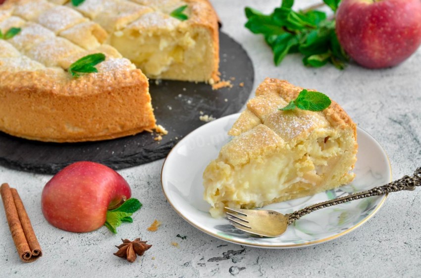 Шарлотка с заварным кремом