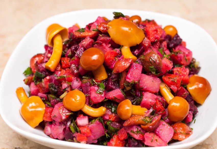 Винегрет овощной с грибами