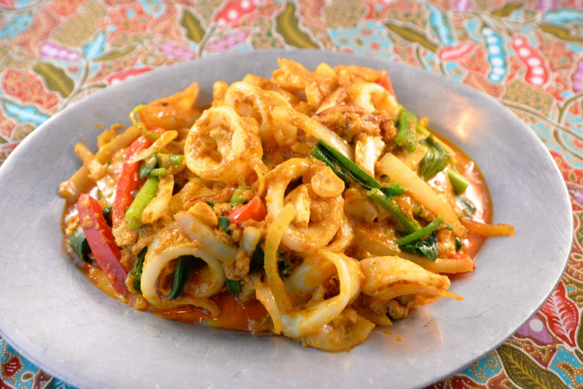 Салат с картофелем Пай и курицей