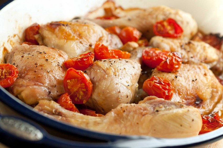 Куриная грудка с овощами
