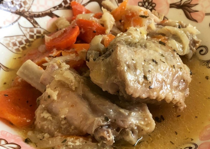 Горячая штучка индейка в сливочном соусе