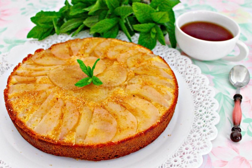 Яблочный пирог с медом