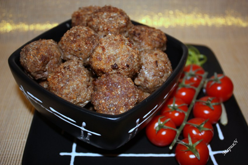 Рыбные котлеты с гречкой