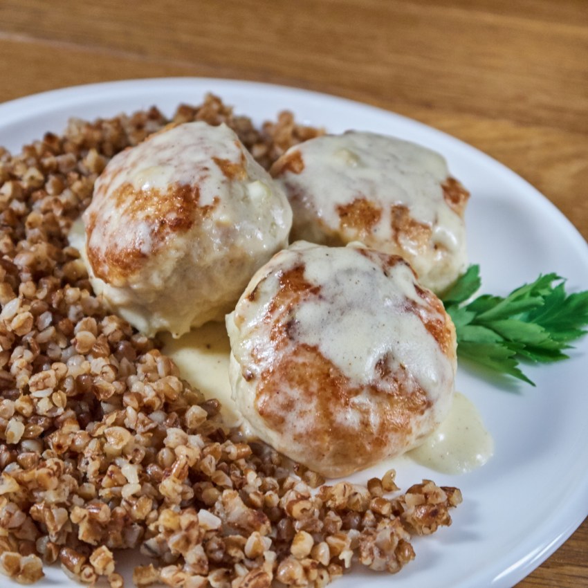 Мясные шарики с рисом