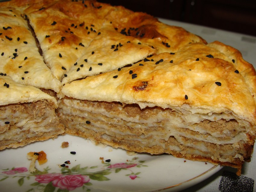 Турецкая выпечка борек