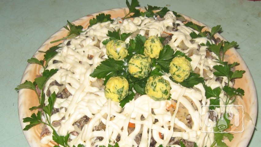 Салат из копченой курицы с картофелем Пай