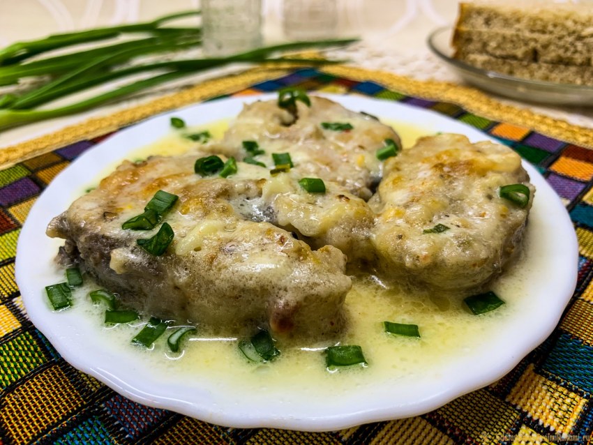 Рыба хек в духовке с овощами