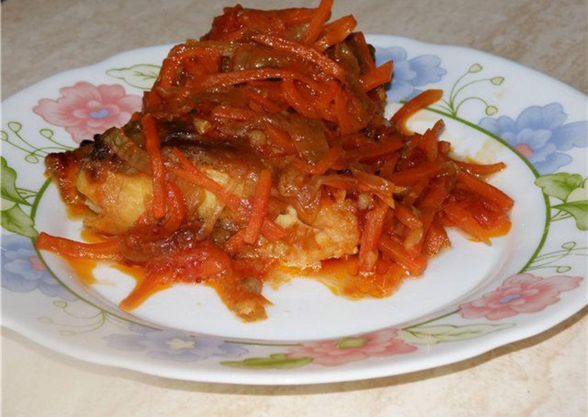 Рыба тушеная с овощами