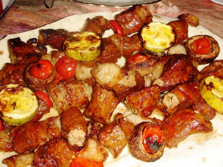 Шашлык печень с салом